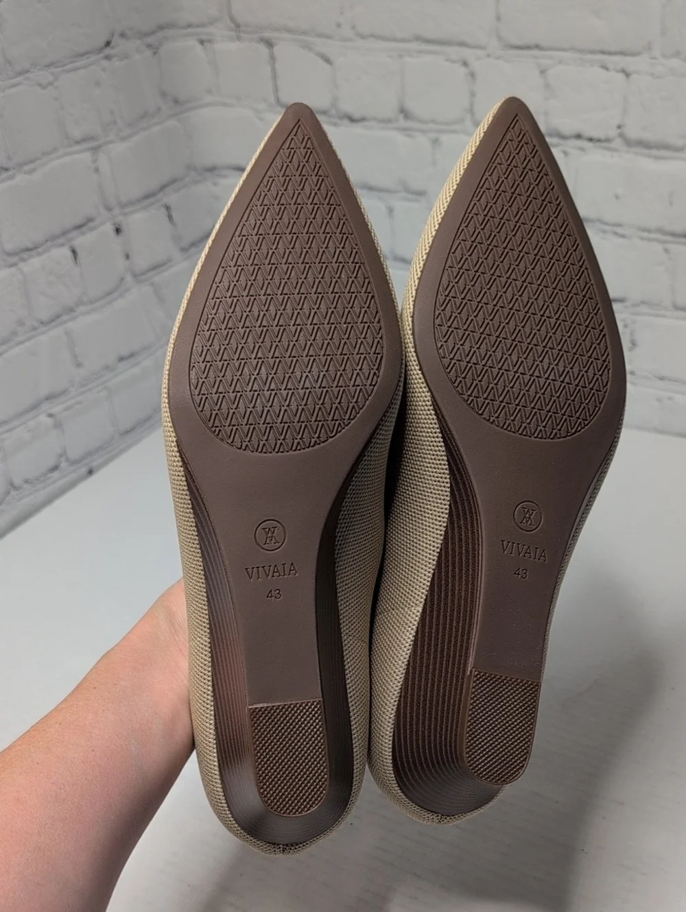 NWOT Vivaia Aria Pointed Toe Wedges In Almond EU 43 US 11